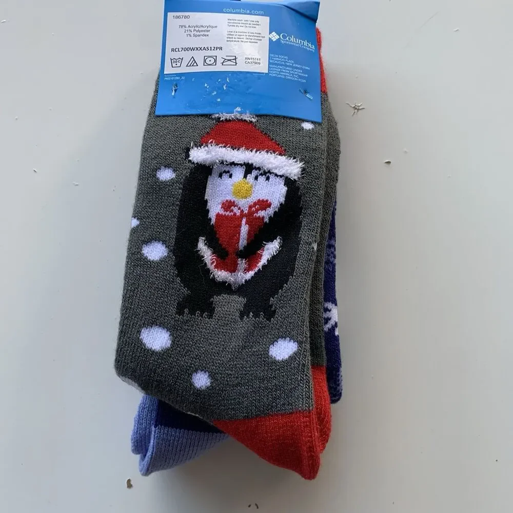 Columbia 2 Pair Christmas Crew Socks Pinguin Size 4-10 Multicolor New - Picture 3 of 4